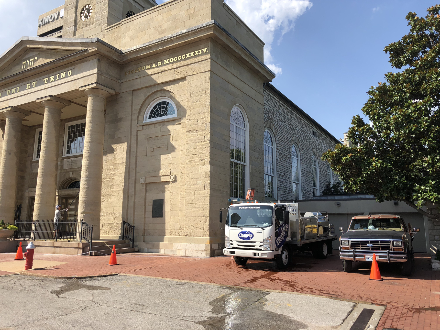 Exterior Building Cleaning in St. Louis, MO